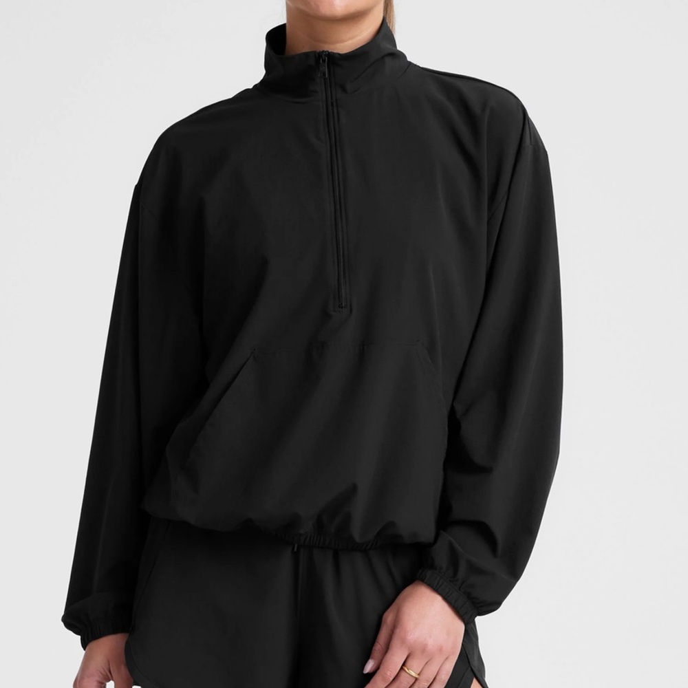 Beyond Yoga Black Pullover